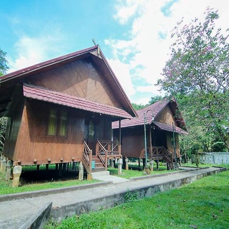 Oyo 3475 Villa Ex Mtq Pagaralam Eksteriør bilde