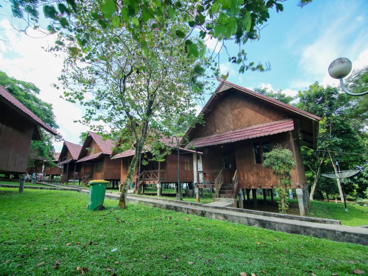 Oyo 3475 Villa Ex Mtq Pagaralam Eksteriør bilde
